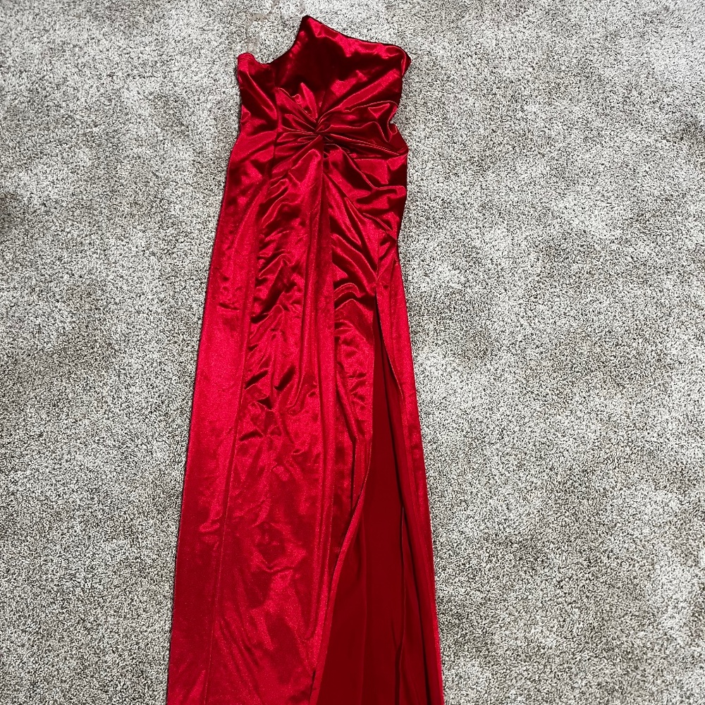 Fashion nova red dress